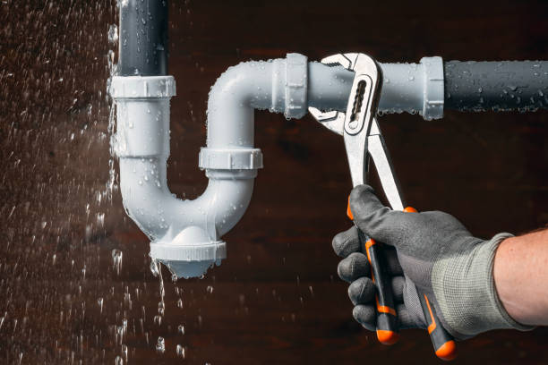 Professional Gas Line Repair technician working in Durand, WI